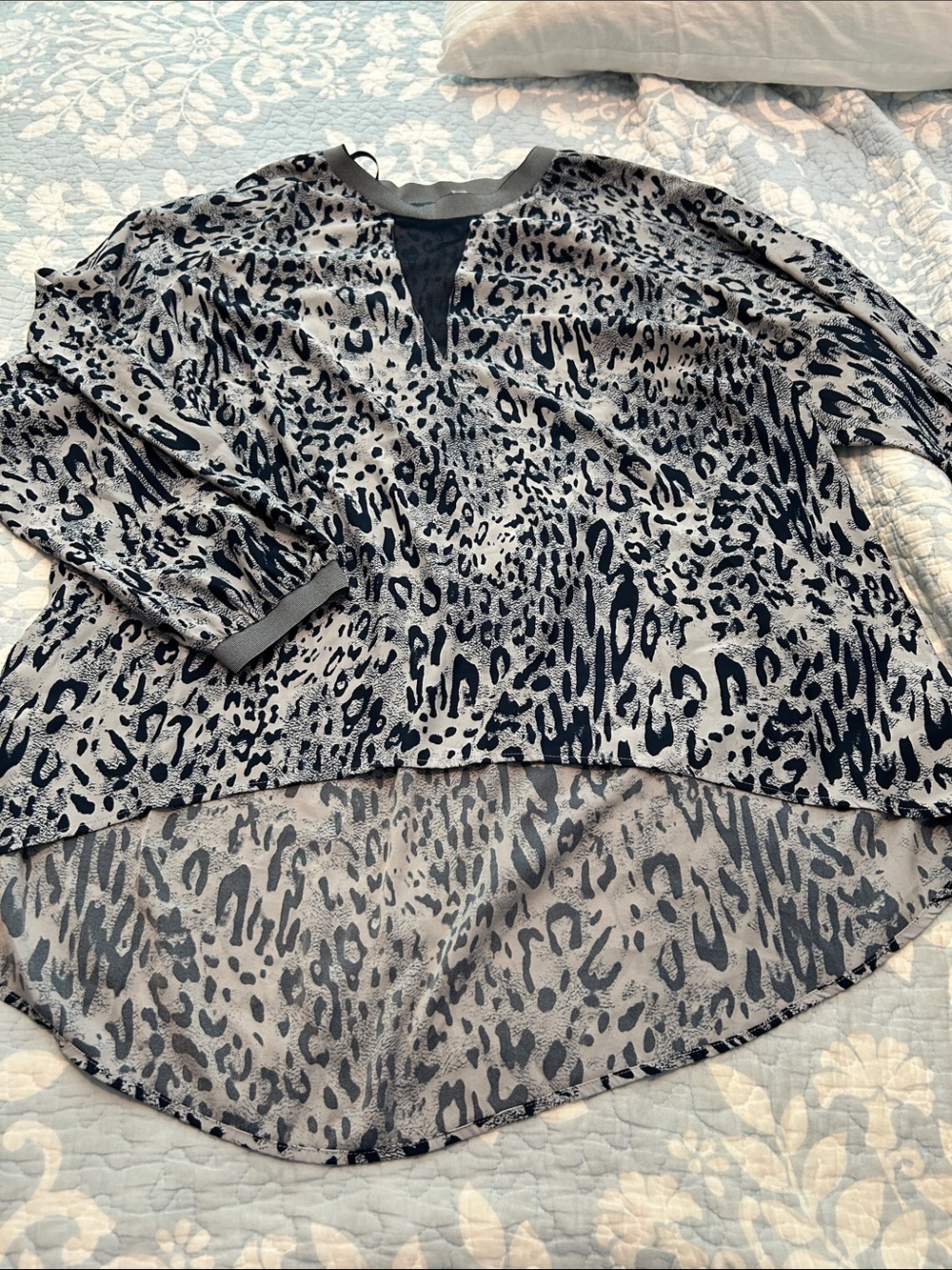 Melissa McCarthy Seven7 Gray and Navy Animal Print Tunic